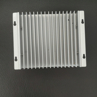 500W 1000W PWM الشمسية جهاز التحكم في الشحن 30A 12V 24V RS232 شاشة LCD