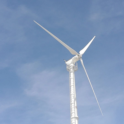 متعدد الألوان مولد توربينات الرياح الكهربائية 30kw 220V AC مولد الرياح الزجاج الألياف بليد
