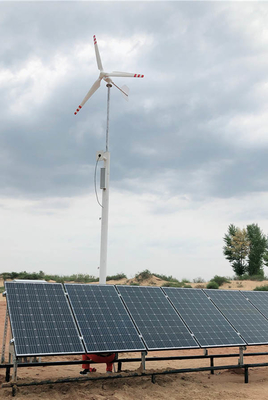 5000W توربينات الرياح الأفقية المحورية 1KW 48V 220V الأبيض مولدات الرياح الأفقية للاستخدام المنزلي
